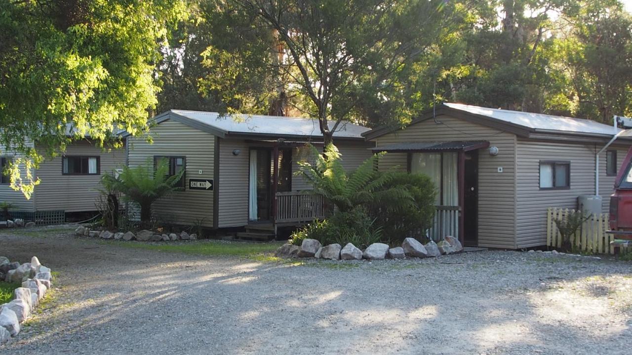 Strahan Retreat Holiday Park Luaran gambar
