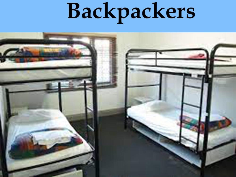 Strahan Retreat Holiday Park Luaran gambar