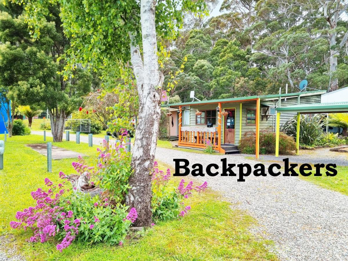 Strahan Retreat Holiday Park Luaran gambar