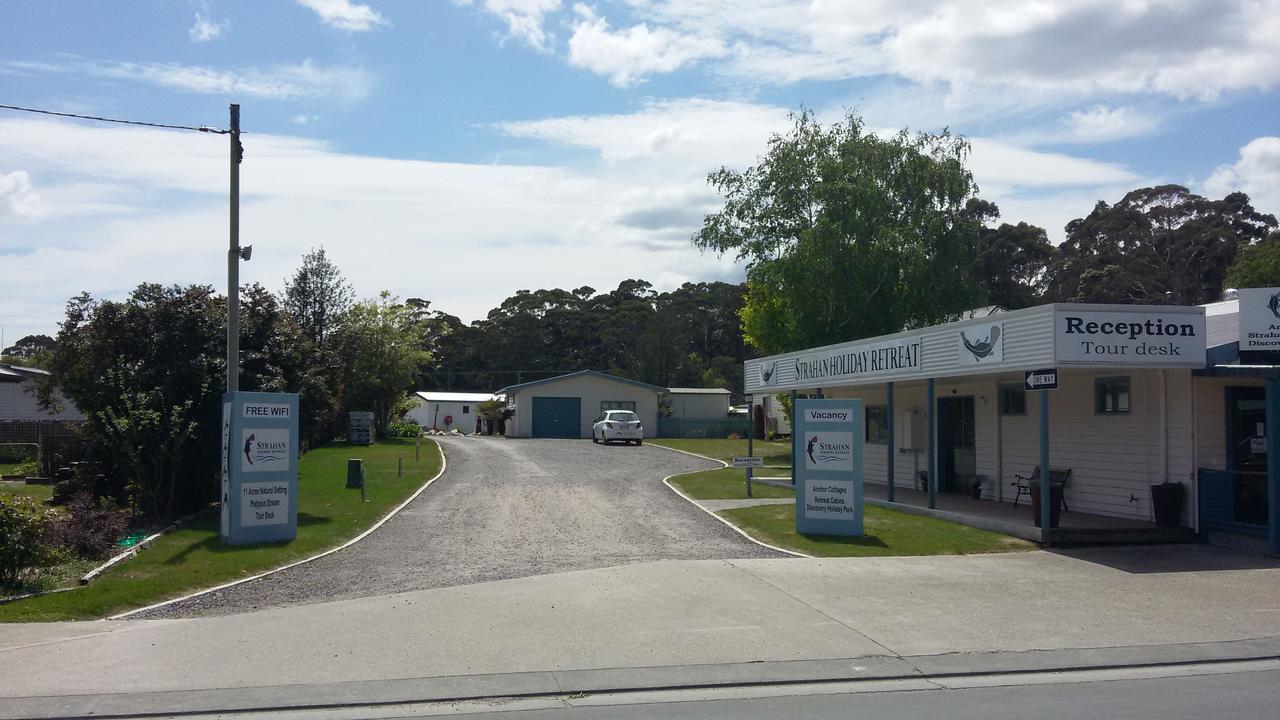 Strahan Retreat Holiday Park Luaran gambar