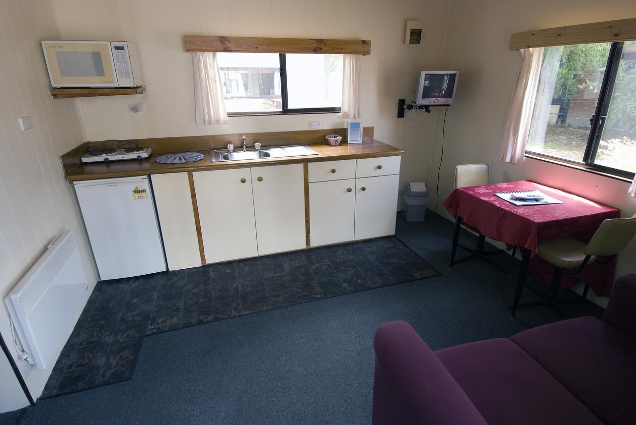 Strahan Retreat Holiday Park Luaran gambar