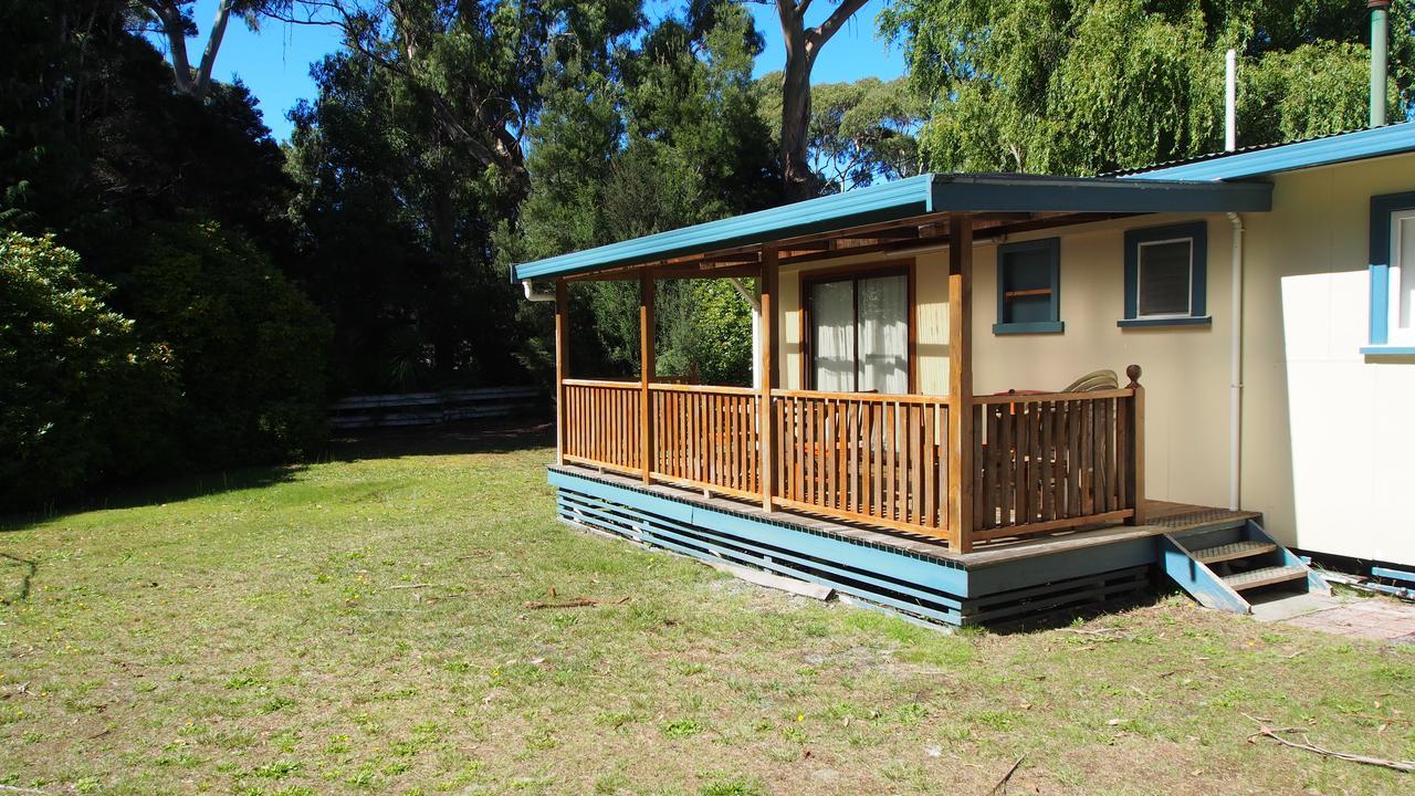 Strahan Retreat Holiday Park Luaran gambar